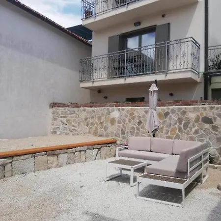 Candy With Jacuzzi And Parking Place Lägenhet Split