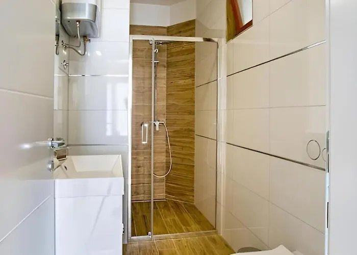 아파트 Candy With Jacuzzi And Parking Place 스플리트