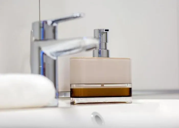 Candy With Jacuzzi And Parking Place 스플리트